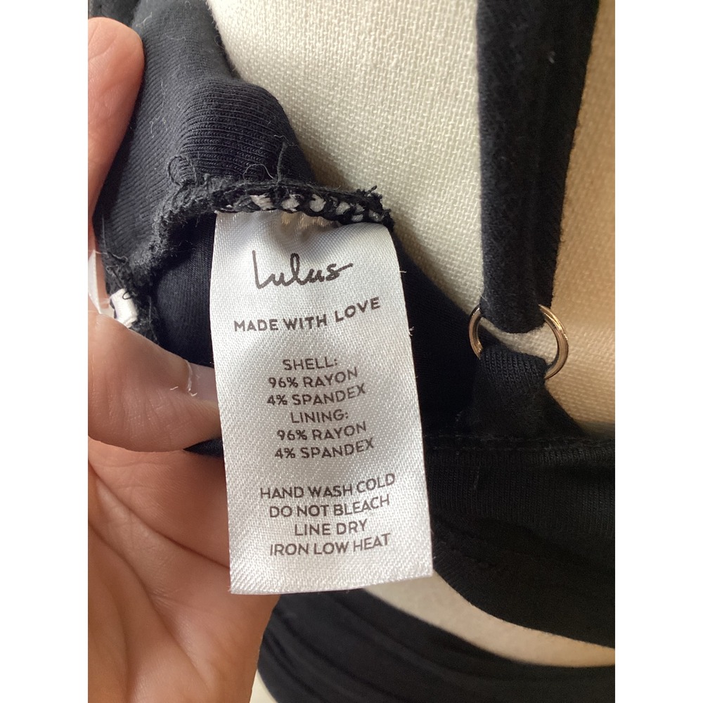 Lulus Wrap Crop Top Women S Black NWT Surplice Adjustable Straps Tie Back - Picture 5 of 5